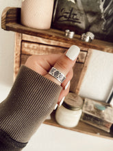 Load image into Gallery viewer, Aztec Midi Ring
