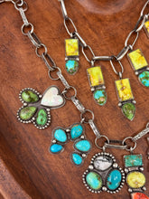 Load image into Gallery viewer, Chunky Charm Necklace
