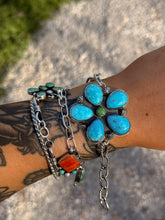 Load image into Gallery viewer, Flower Power Bracelet
