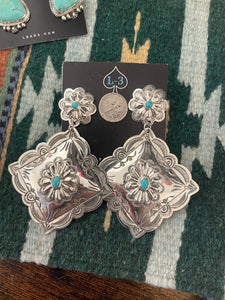 Marie Dangles